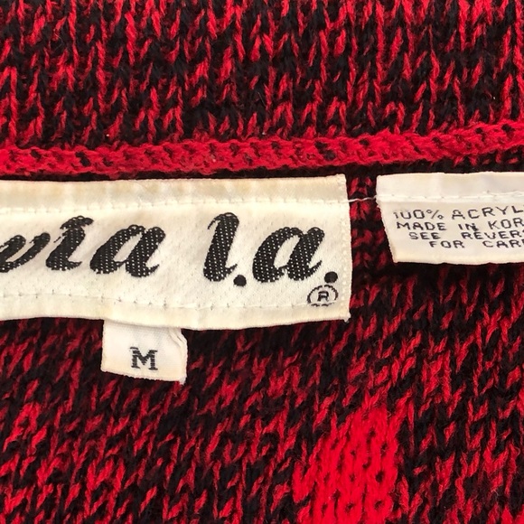 COOL & CAMPY VINTAGE 80’s RETRO NEWSPAPER SWEATER! - Picture 4 of 4